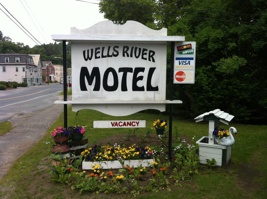 Wells River Motel Eksteriør billede