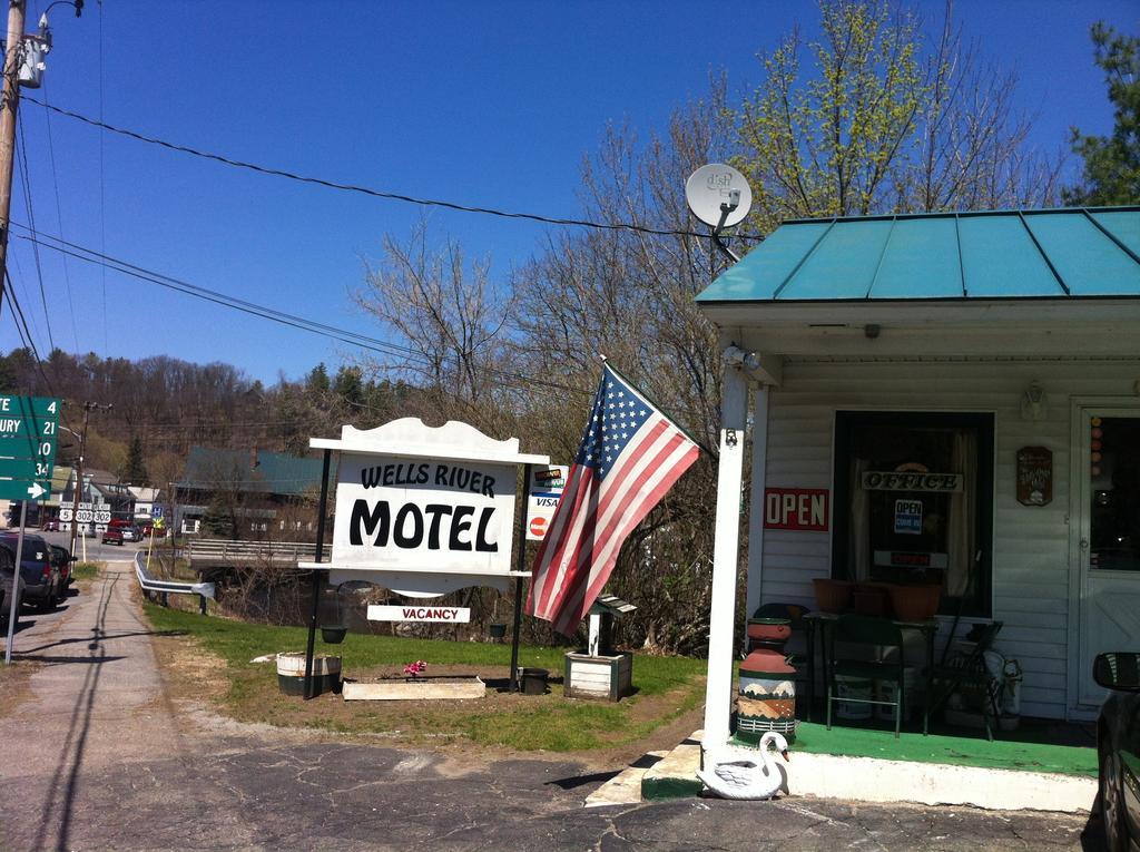 Wells River Motel Eksteriør billede